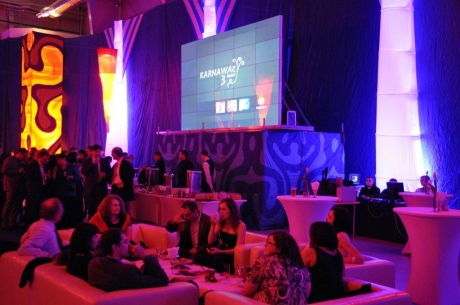 Ekran bezszwowy 25 monitorów + oświetlenie eventowe
